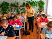 Ученики в "ДНР" могут приходить в школу, если им не с кем остаться дома, но уроков не будет