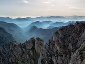 Гороскоп на сегодня, 24 февраля. Козероги смогут горы свернуть, а Весам нужно быть осторожными с обещаниями