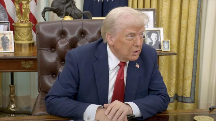 Дональд Трамп на брифінгу у Білому домі