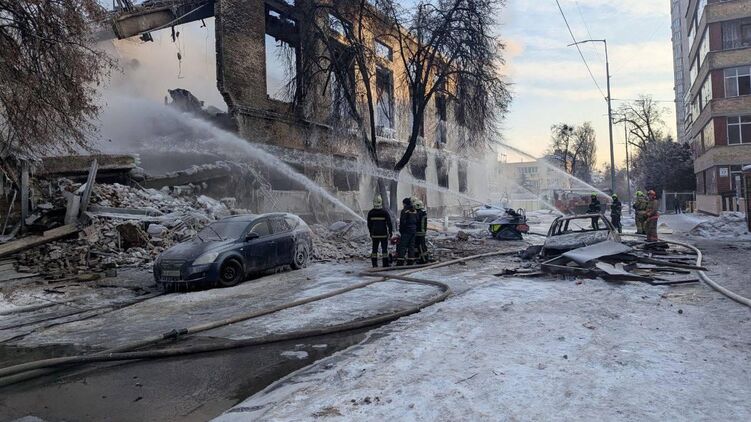 Наслідки прильоту по Солом'янці у Києві