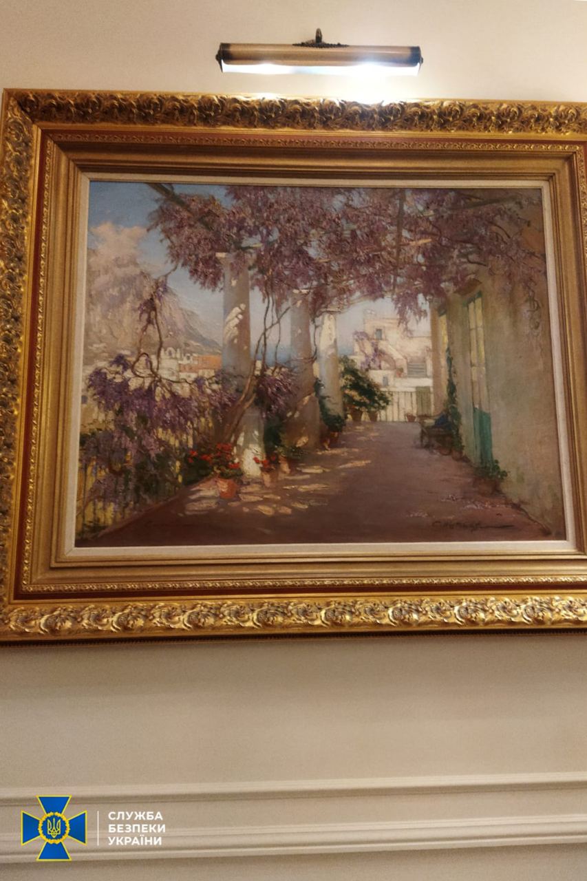 СБУ провела в Киеве 11 обысков у компаний, связанных с женой Виктора Медведчука Оксаной Марченко