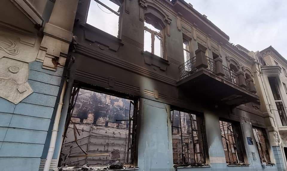 Разрушенный Центр детей и юношества в Бахмуте