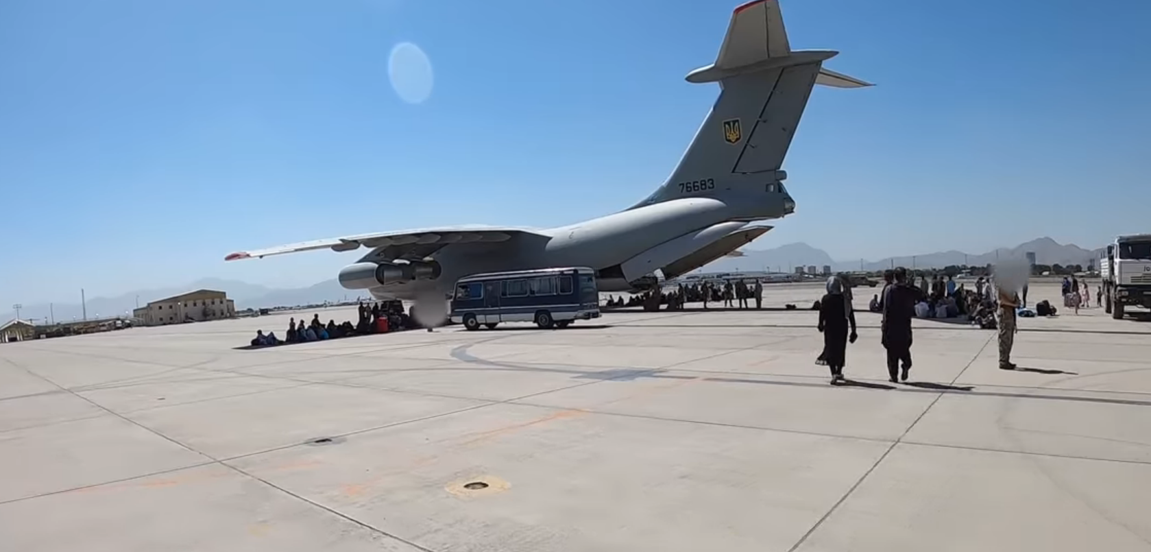 Власть послала спецназ рисковать жизнями