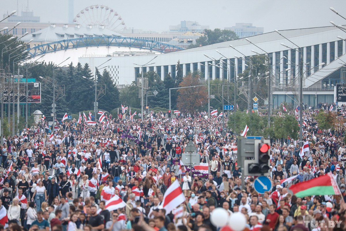 стела Независимости