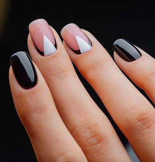 черный маникюр на короткие ногти