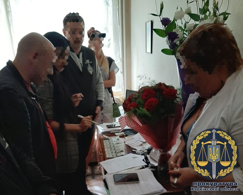 В Харькове на взятке попалась глава военно-медицинской комиссии. Фото: Прокуратура Харьковской области
