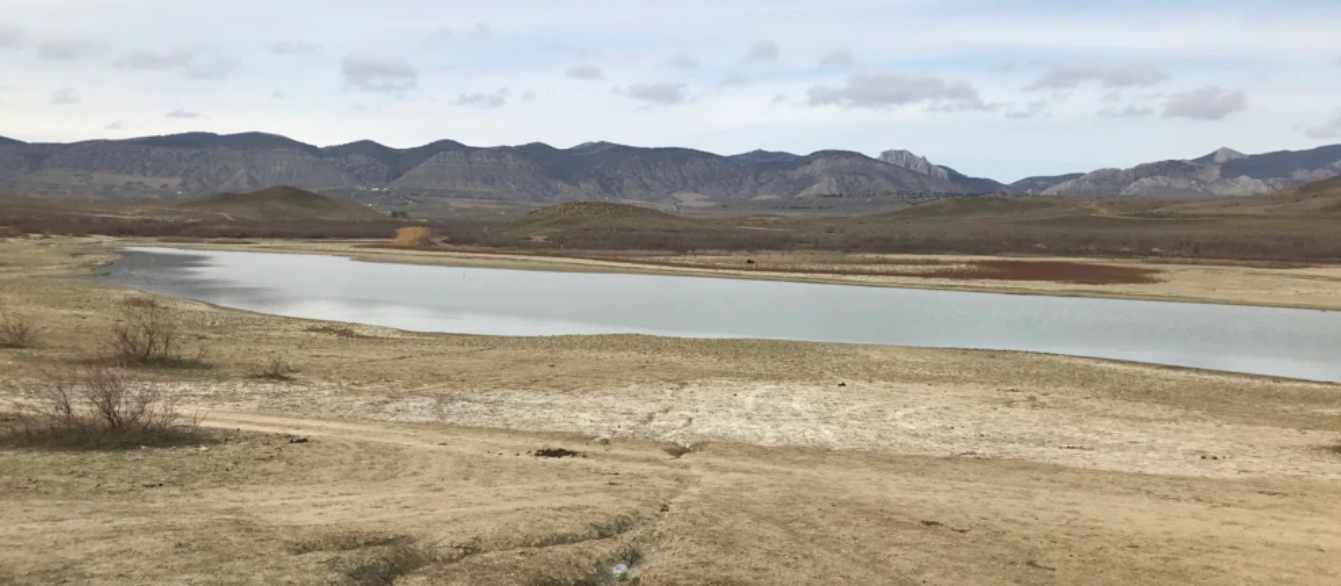 Озеро Бугаз 13 марта 2021 года. Фото: ua.krymr.com