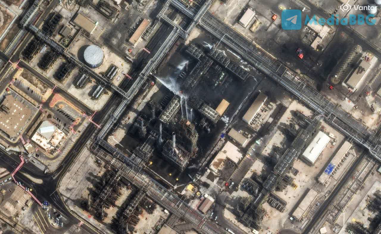 Фото гасіння пожежі на НПЗ Aramco у Саудівській Аравії. Джерело &ndash; Телеграм