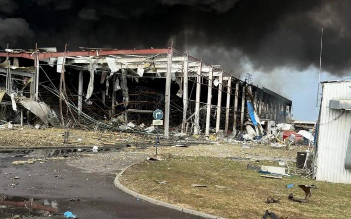 Фото наслідків ракетного удару (2). Джерело - Телеграм